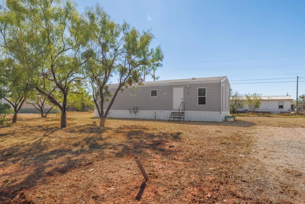 117 Seminole Street, Tye