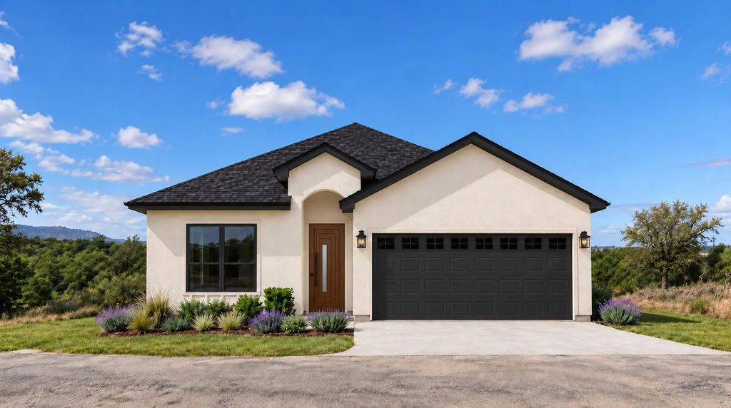 816 Oak Lane, Cottonwood Shores