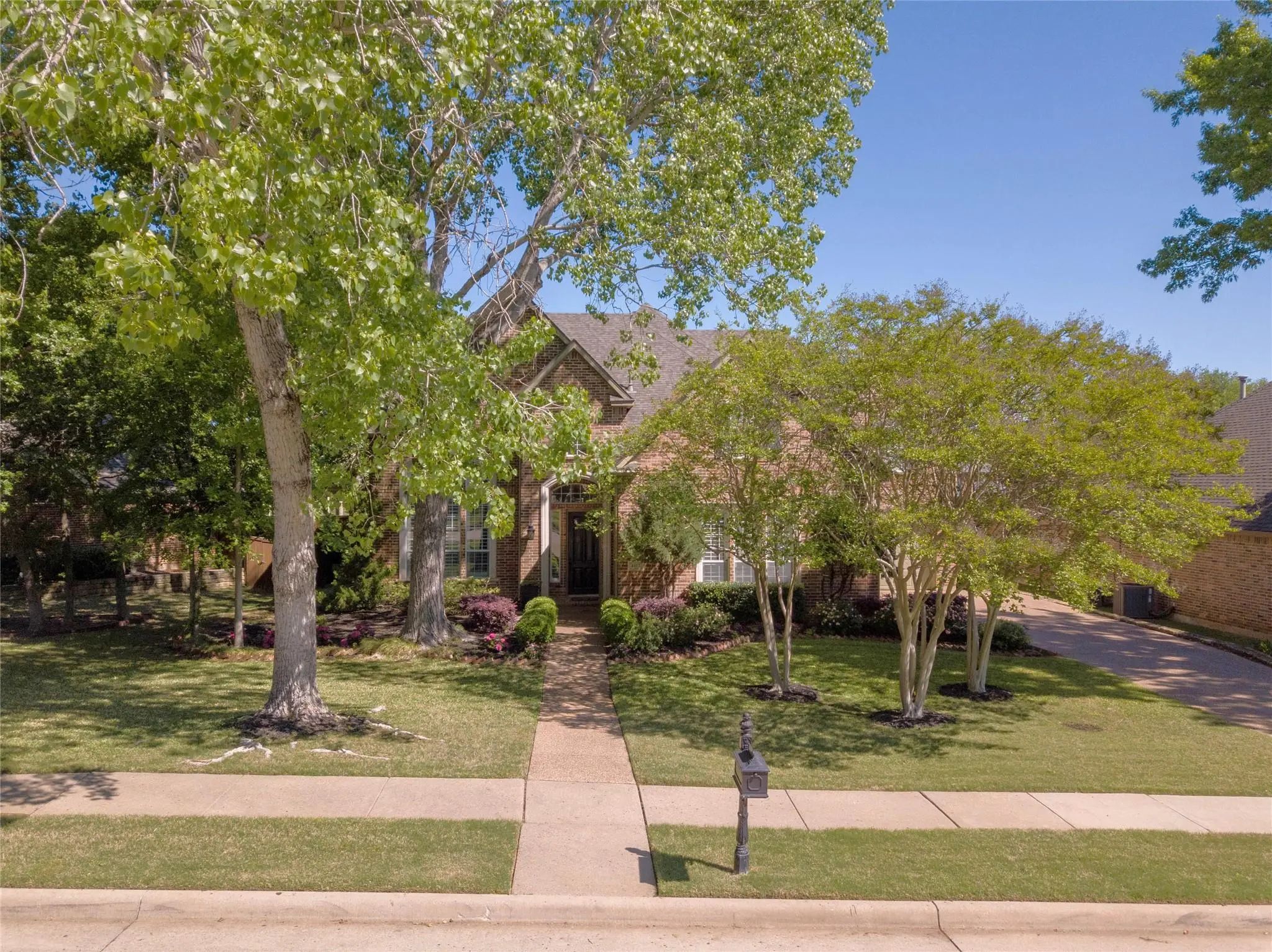 Photo of Listing #21400461