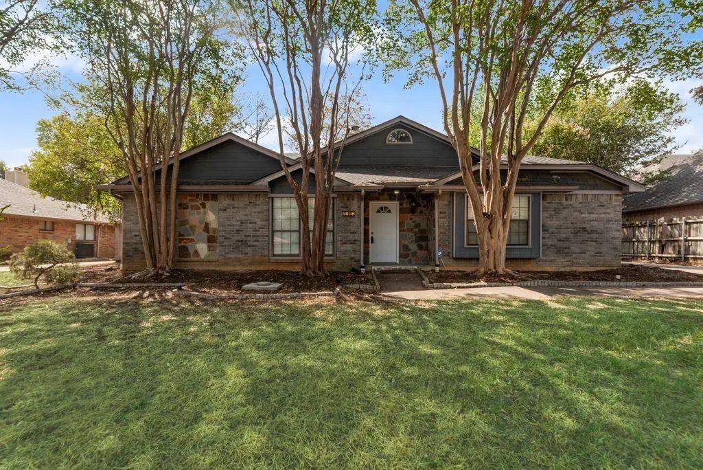 5608 Oak Brook Road, Arlington