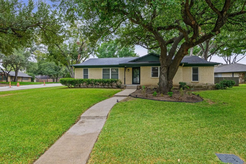 2630 Briarcove Drive, Plano