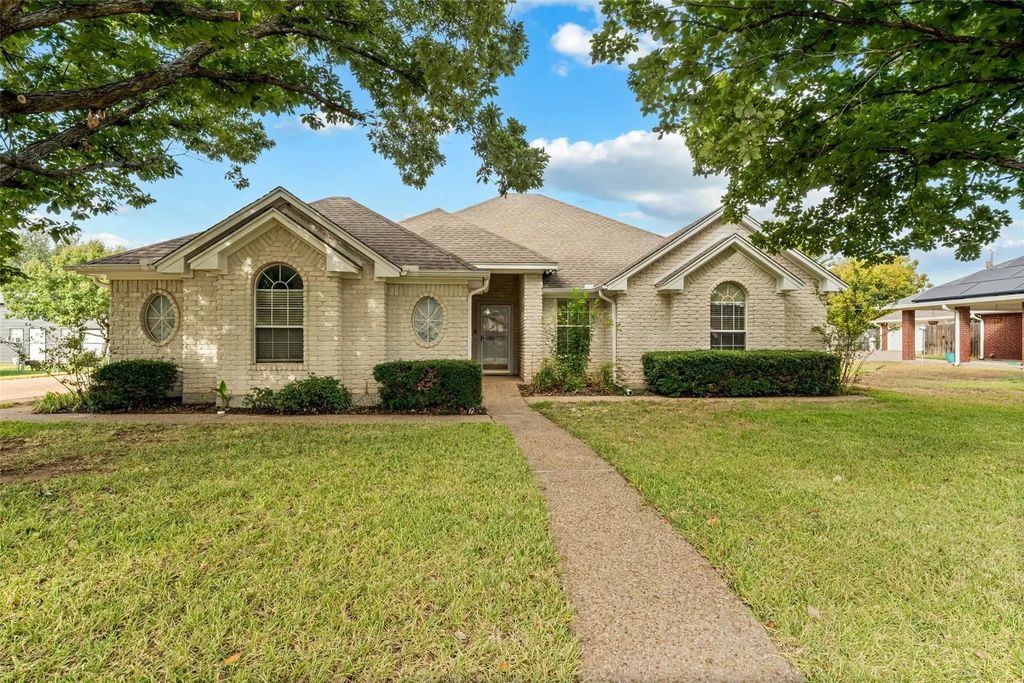 531 Karen Drive, Robinson
