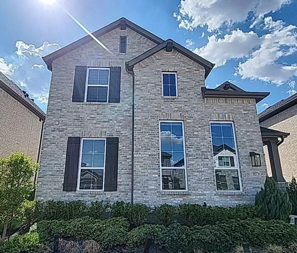 2825 Holland Court, Celina
