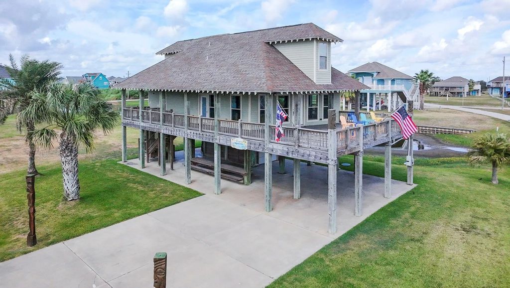 2009 Lakeview, Crystal Beach