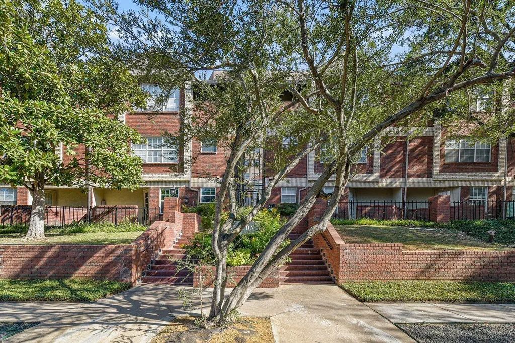 3100 Cole Avenue 211, Dallas