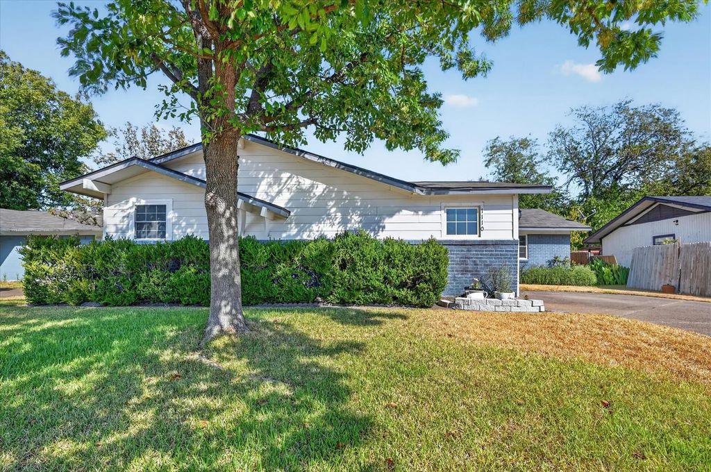 1110 Vegas Drive, Garland