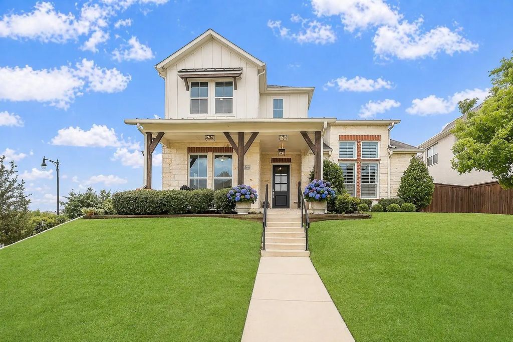 13616 Walsh Avenue, Fort Worth