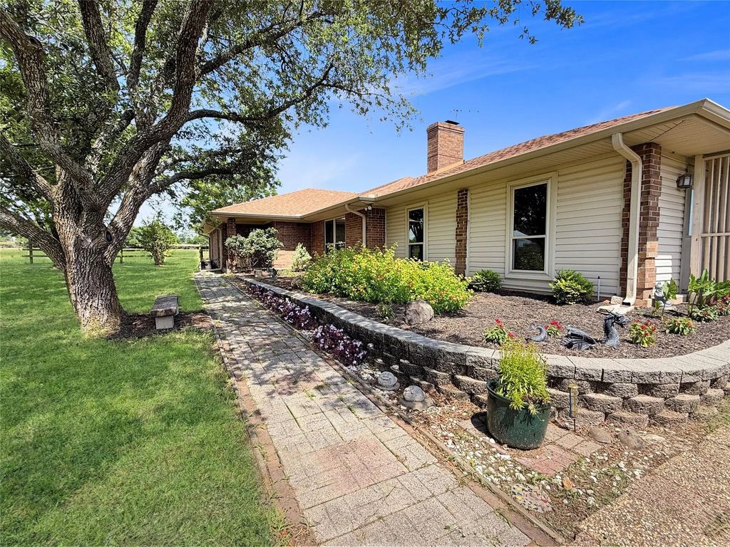 12099 County Road 1028, Blue Ridge