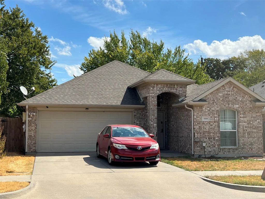 1800 Jordan Court, Irving