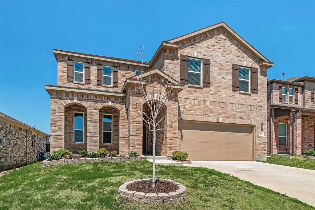 977 Adair Drive, Aubrey
