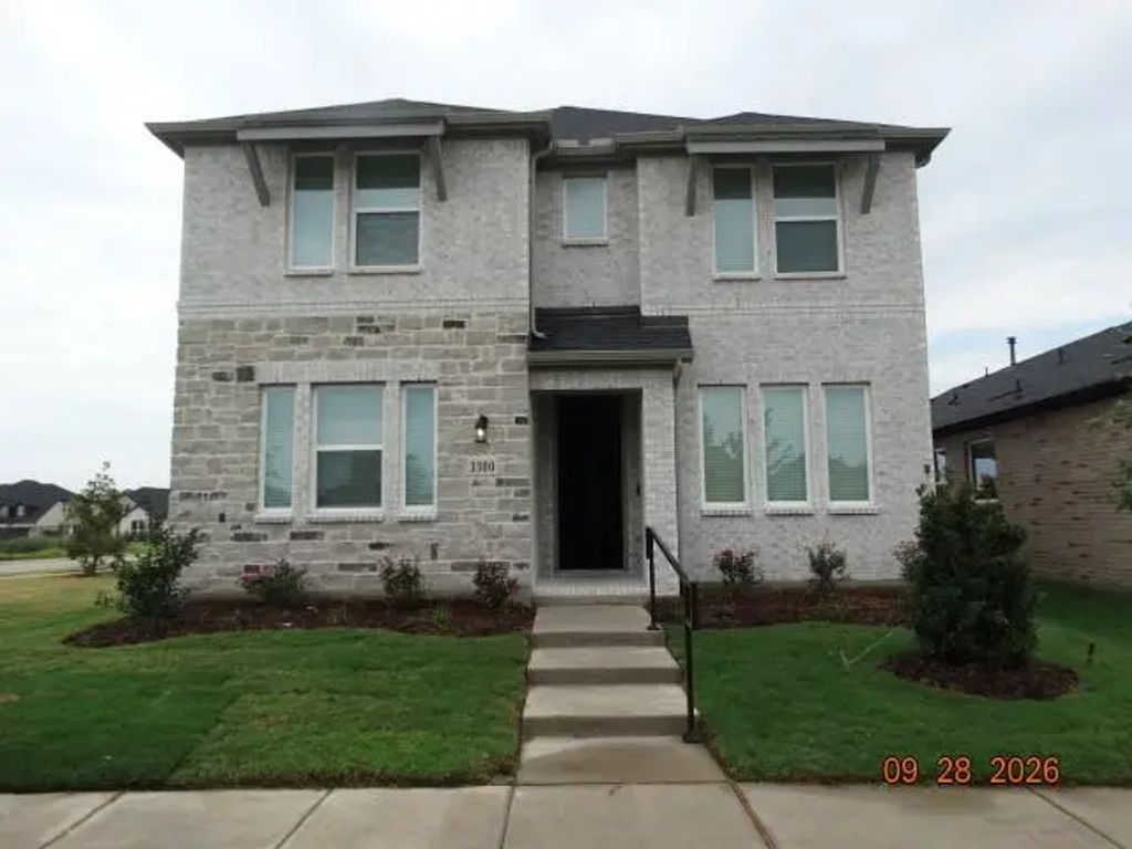3300 Winecup Road, Celina