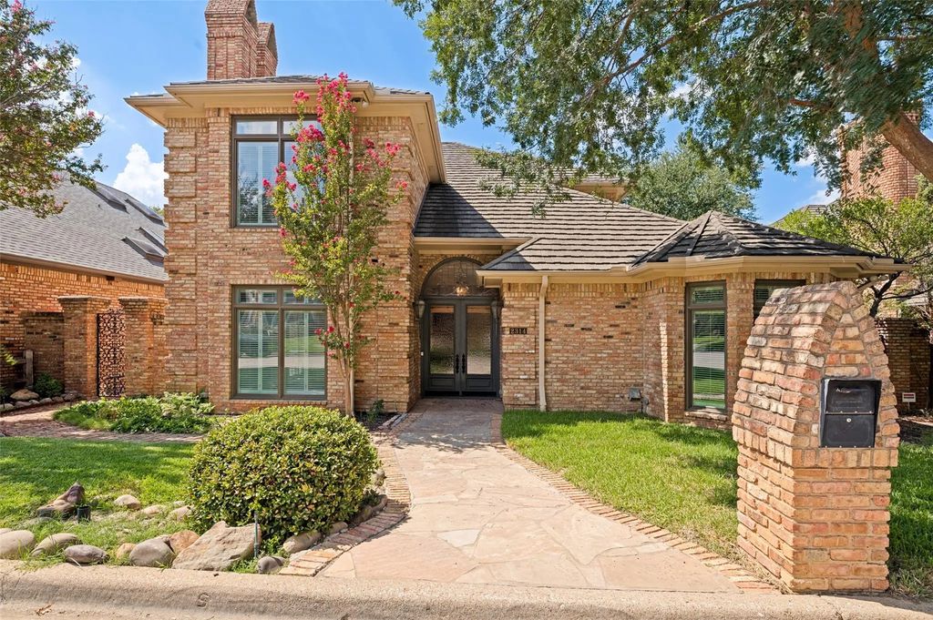 2314 Pheasant Trail, Arlington