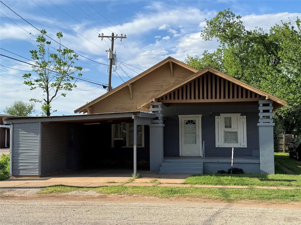 304 W Nevada Street, Seymour