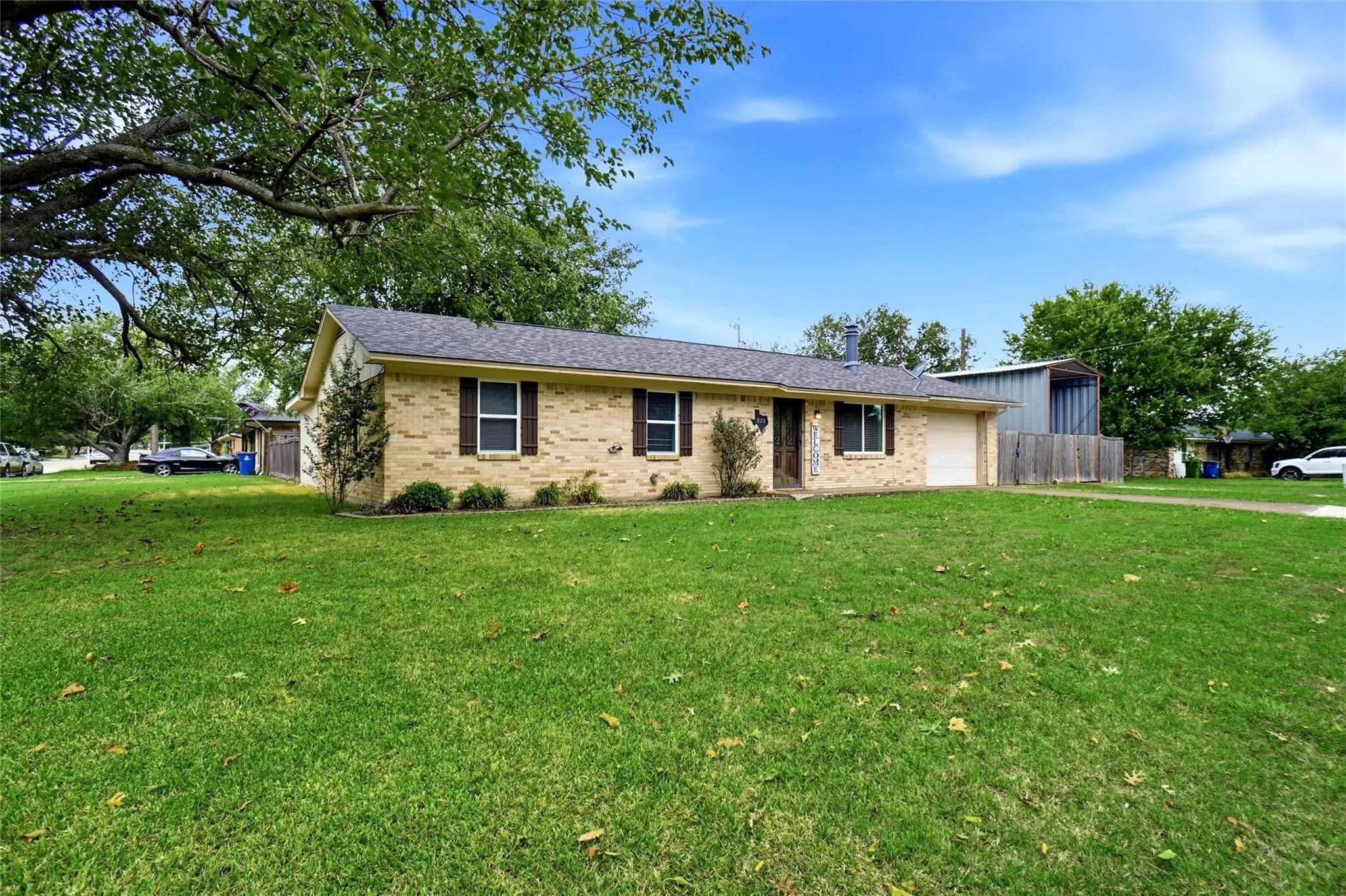 Photo of Listing #21401526