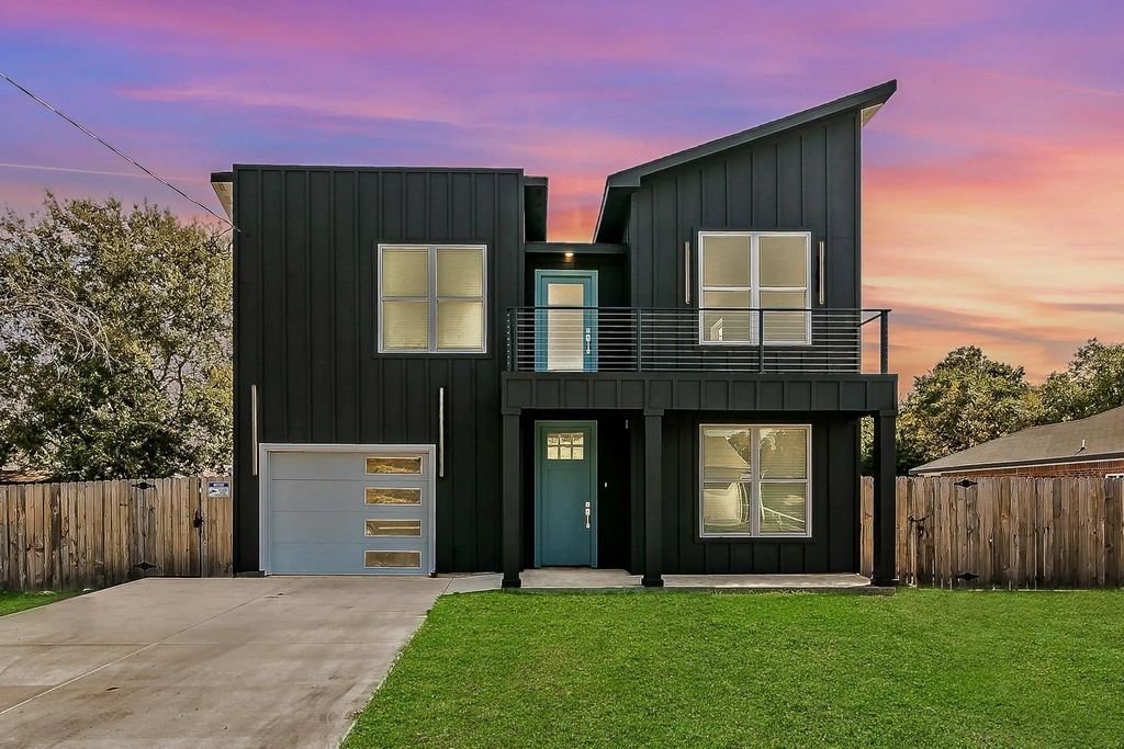3908 Vilbig Road, Dallas