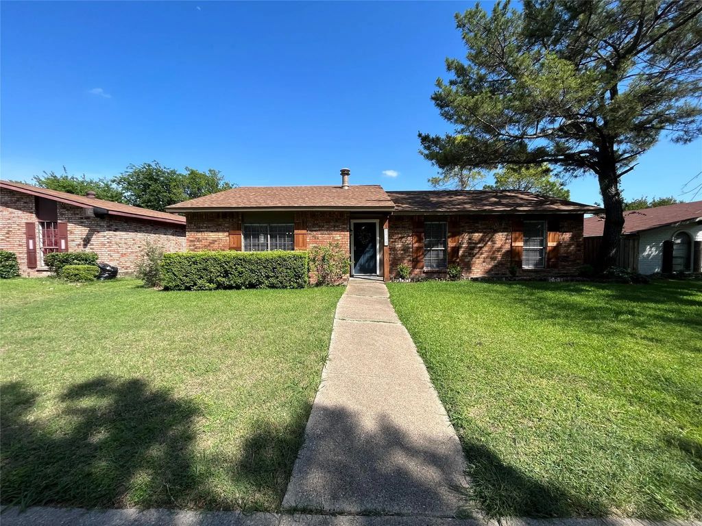 8508 Bellingham Drive, Dallas
