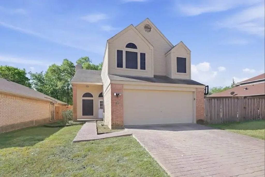 536 Majestic Park Lane, Cedar Hill
