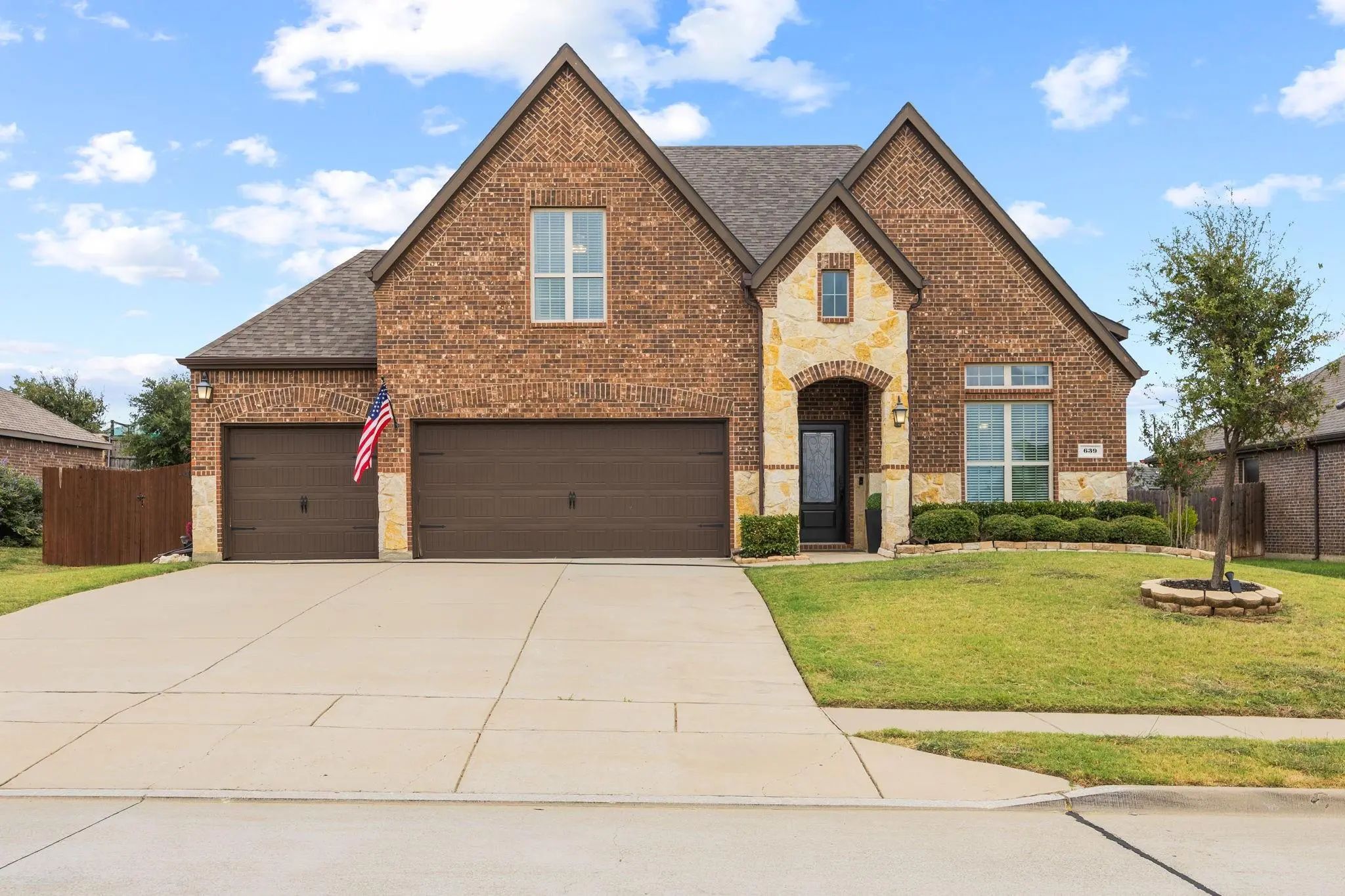 Photo of Listing #21401657