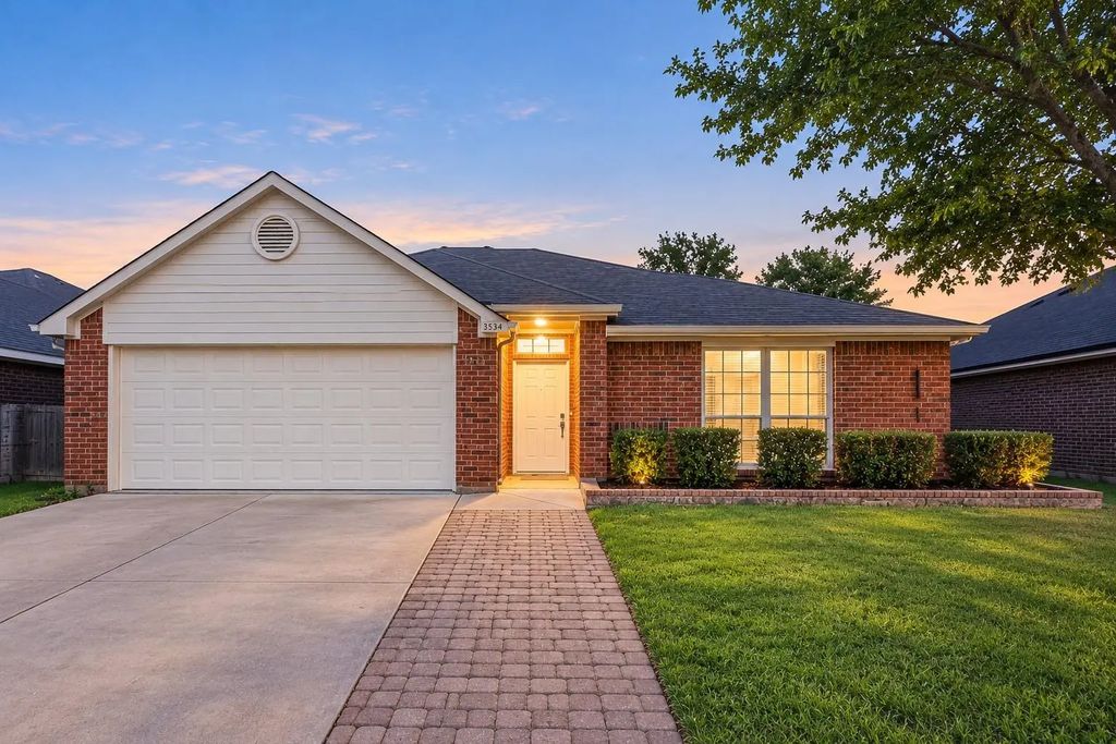 3534 Mojave Drive, Dallas