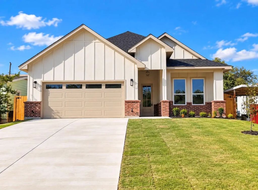 5504 Curzon Avenue, Fort Worth