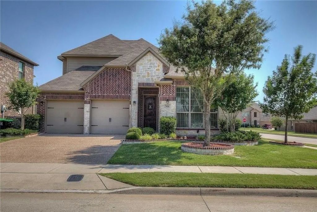 904 Lake Meadow Lane, Little Elm
