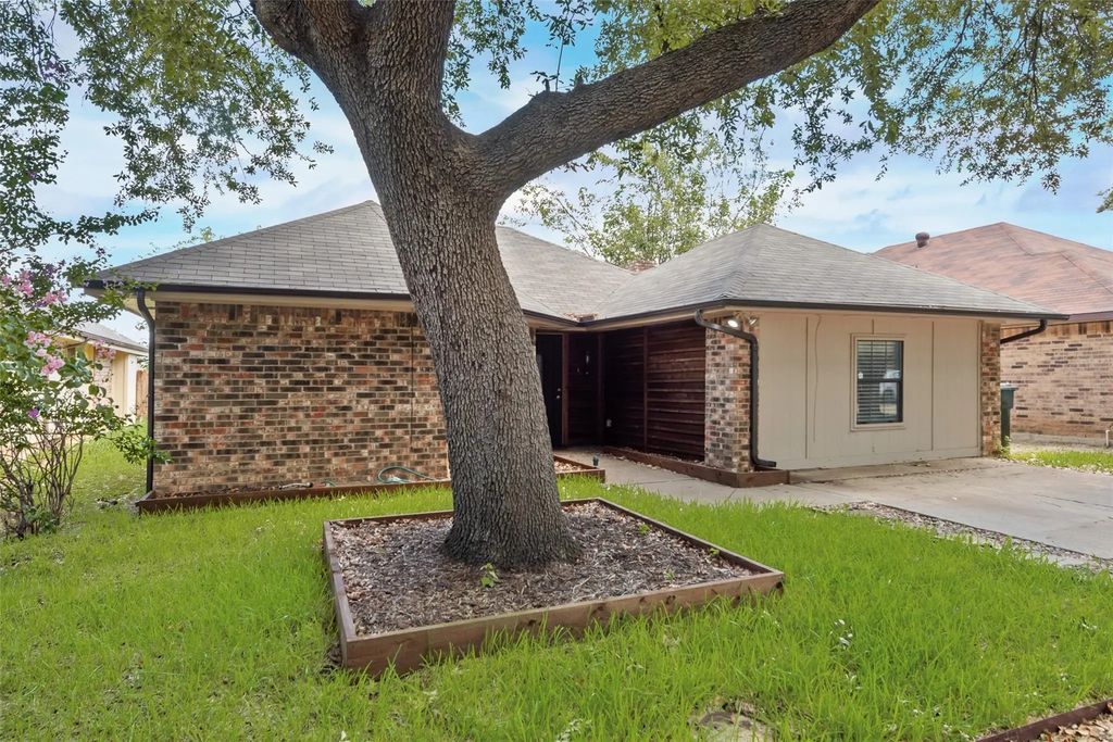 2203 Placid Drive, Carrollton