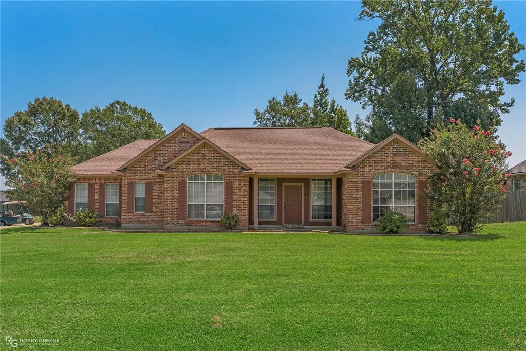 4855 Fairway View, Shreveport