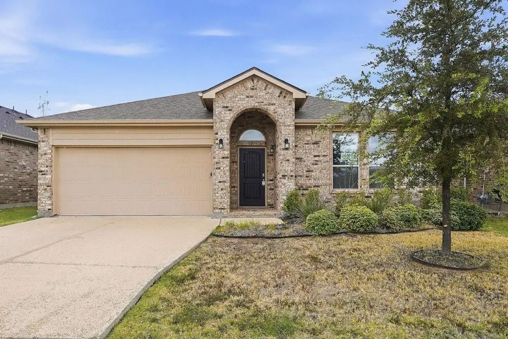 1121 Pierz Drive, Fort Worth