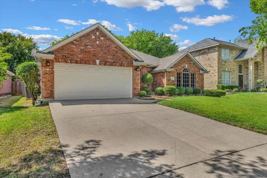 4825 Gloucester Drive, Grand Prairie