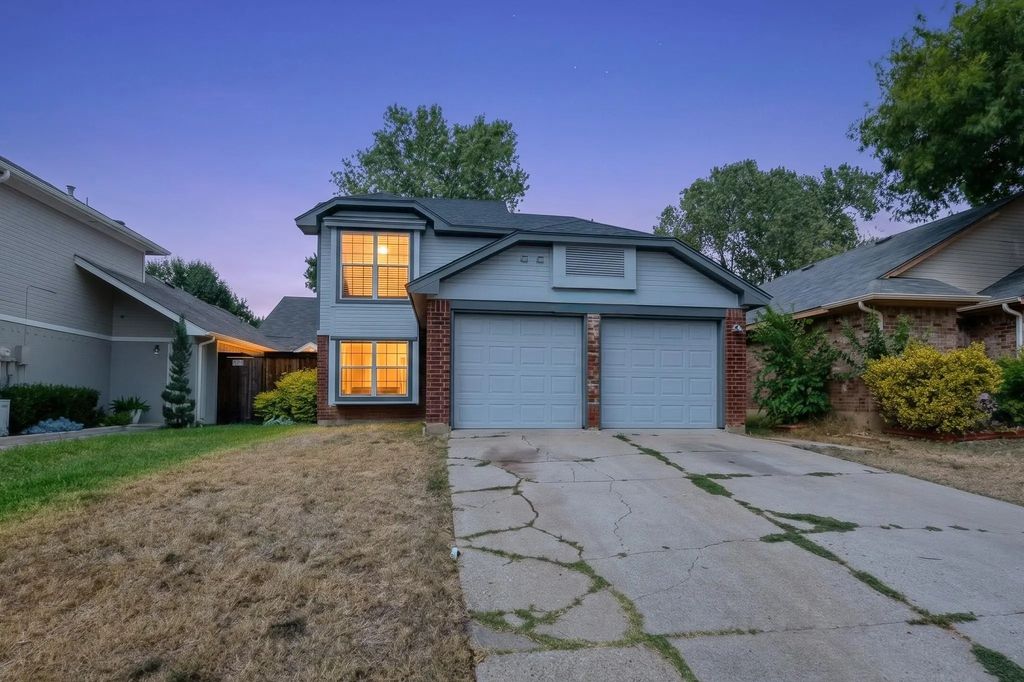 918 Sylvan Creek Drive, Lewisville
