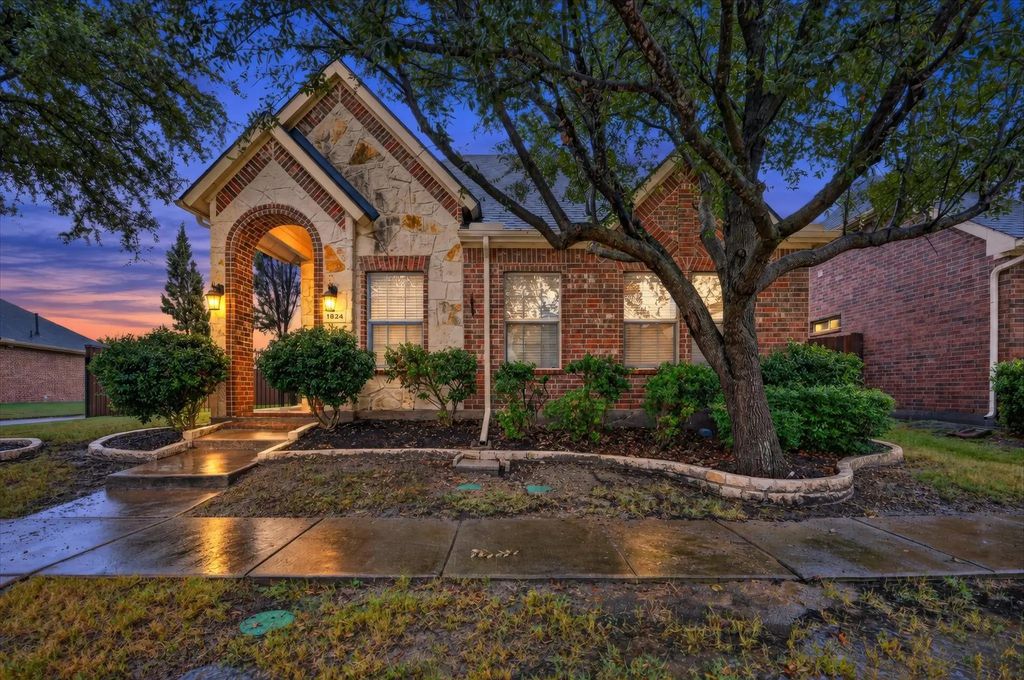 1824 Harlequin Place, Allen