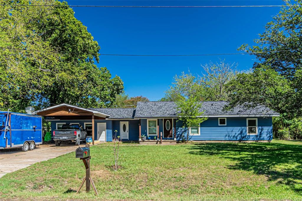 919 Canton Avenue, Wills Point