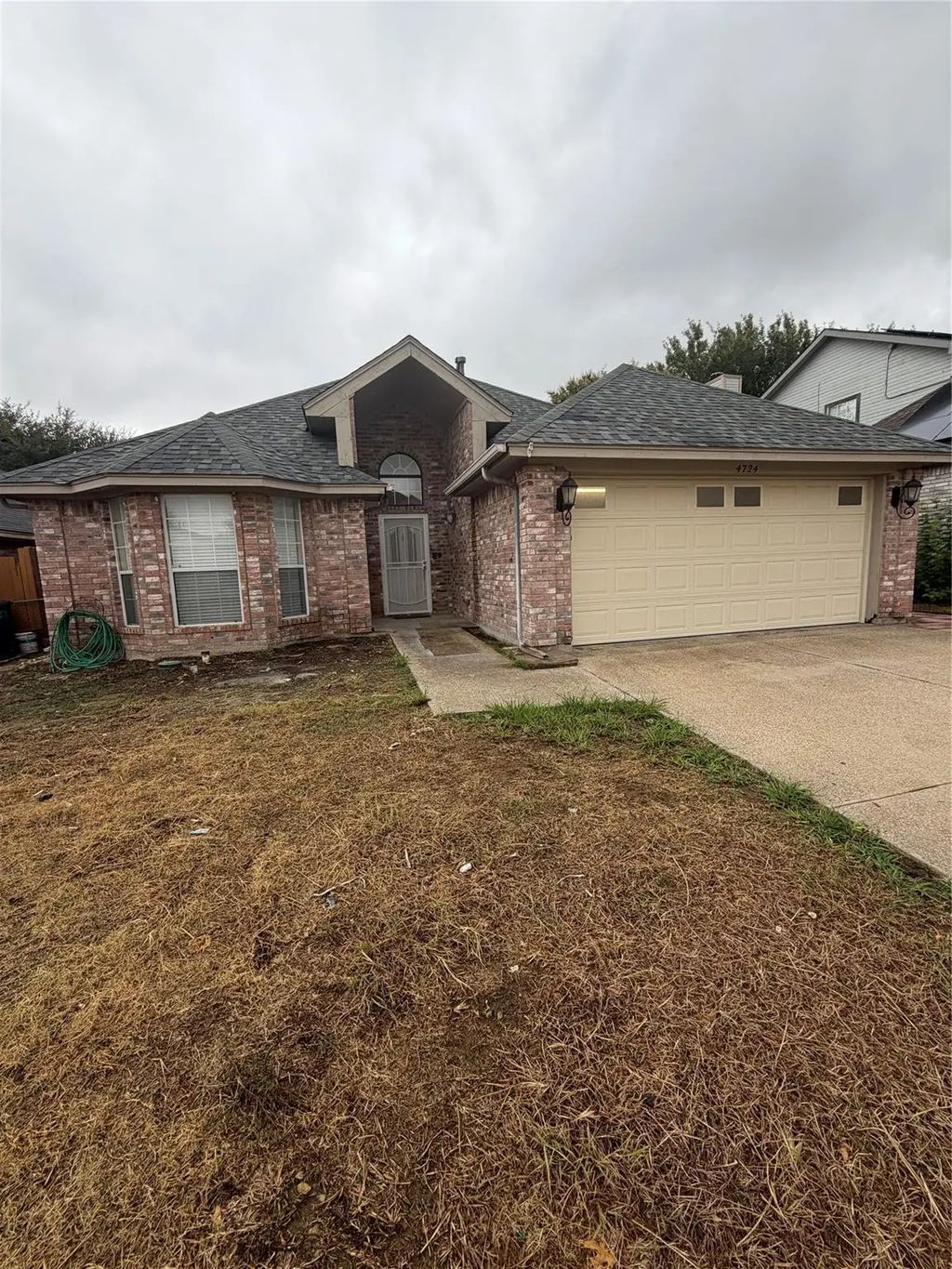4724 Birchbend Lane, Fort Worth
