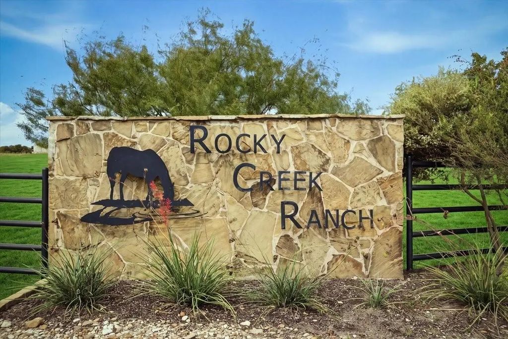 11302 E Rocky Creek Road, Crowley