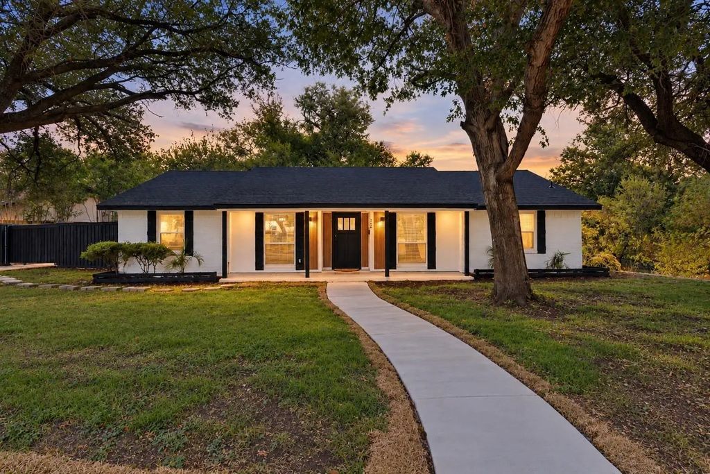 354 Brookview Drive, Garland