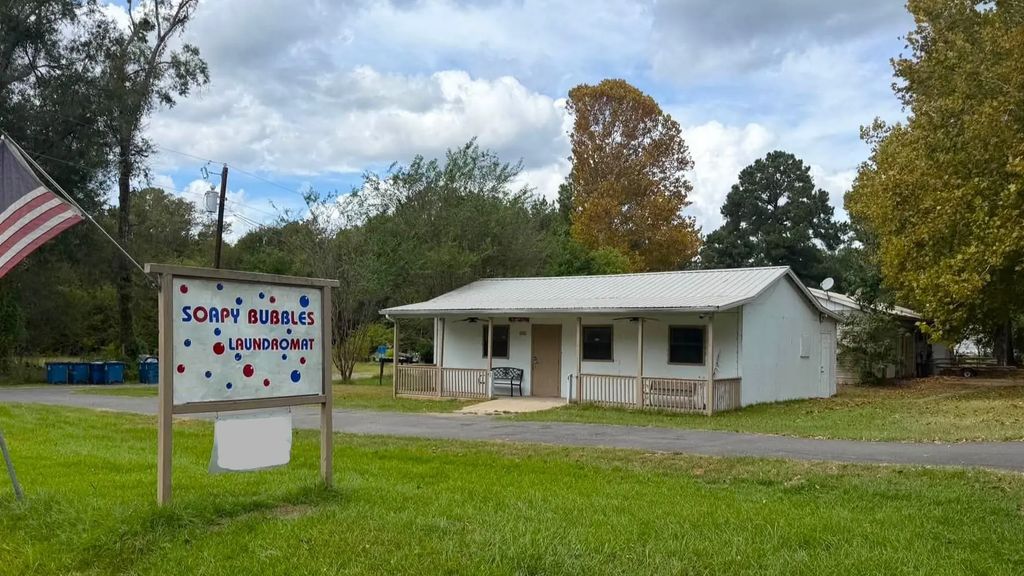 8783 Highway 4, Castor