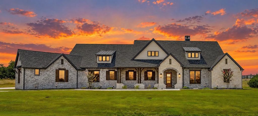 2005 Meadowlark Court, Aledo