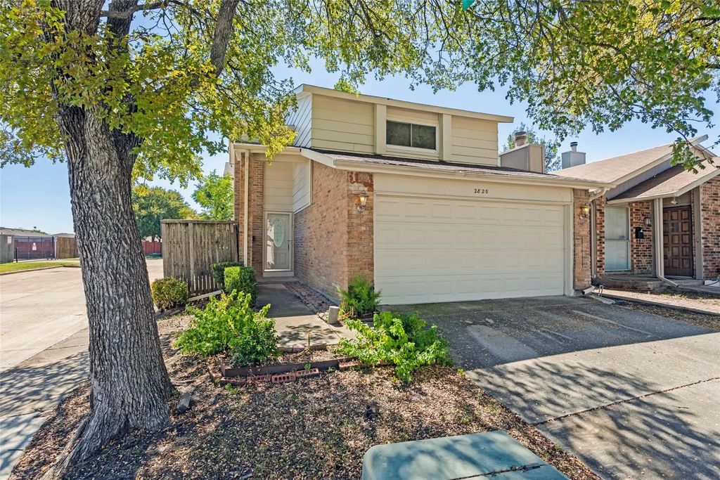 2820 Southern Cross Drive, Garland
