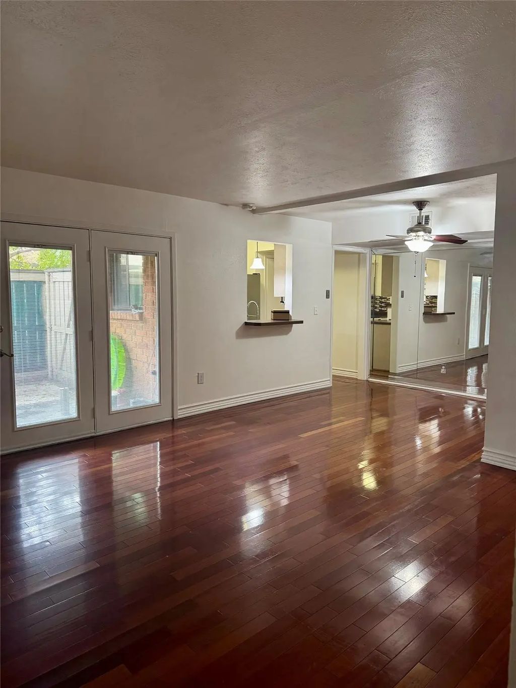 2805 Rio Branco Street 105g, Farmers Branch