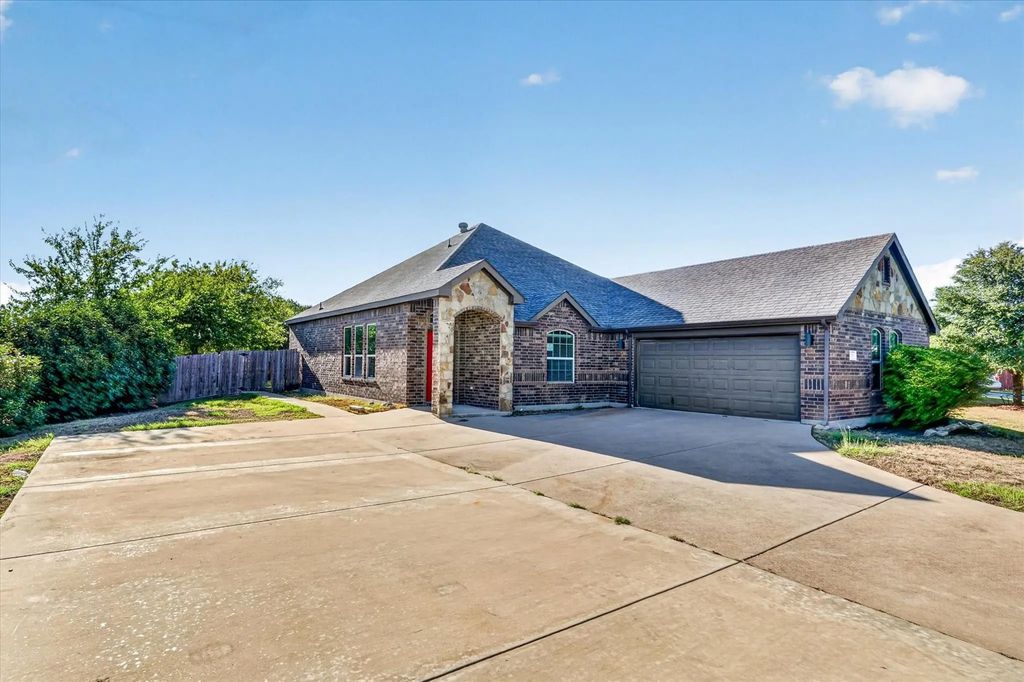 104 Anthony Lane, Red Oak