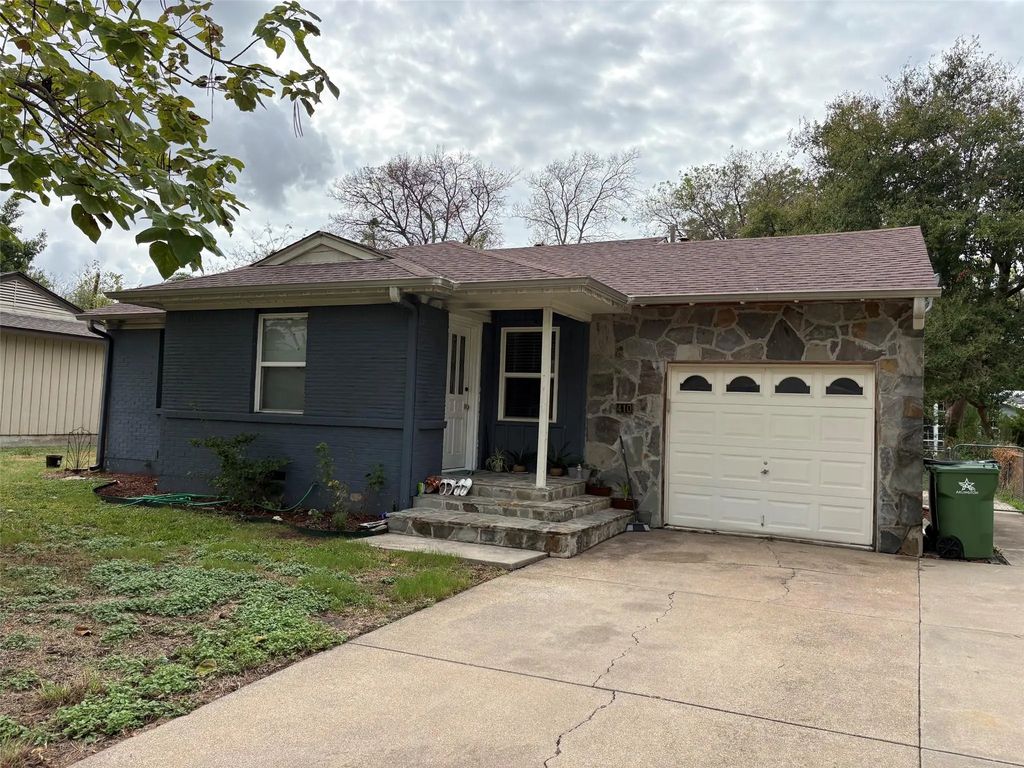 410 Overhill Drive, Arlington