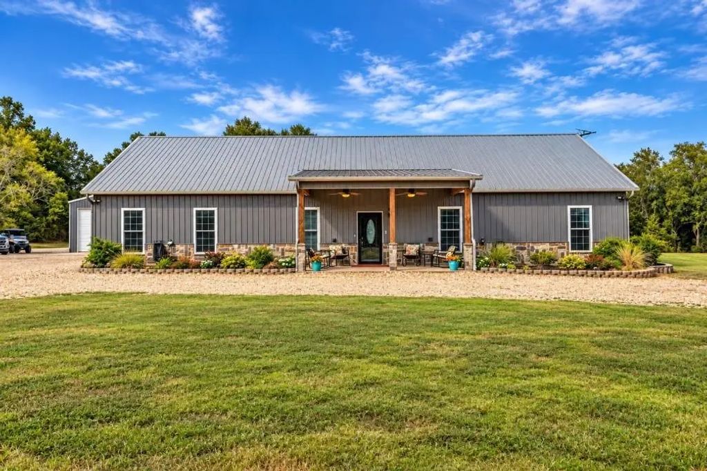 5349 Texas Highway 154, Cooper
