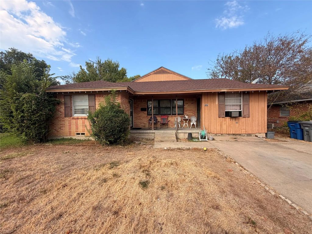 5725 Lazy River Drive, Dallas