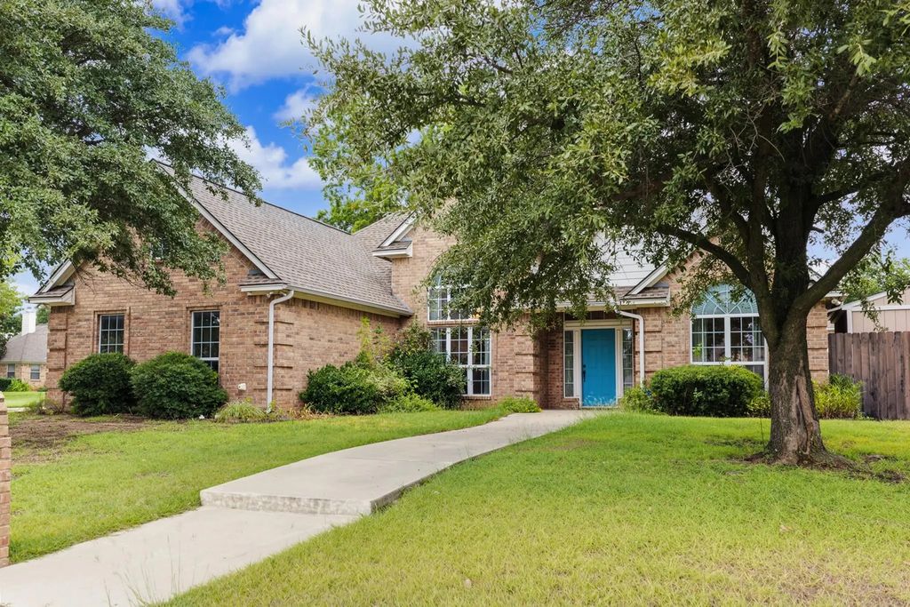 1106 Owl Drive, Decatur