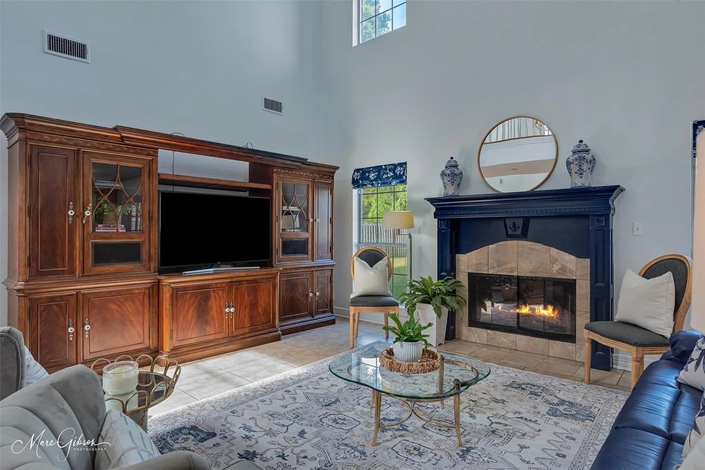 1229 Whitehall, Bossier City