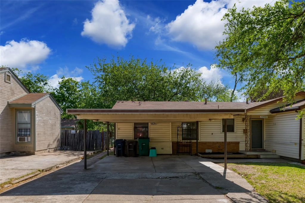 4413 Vermont Avenue A, Fort Worth