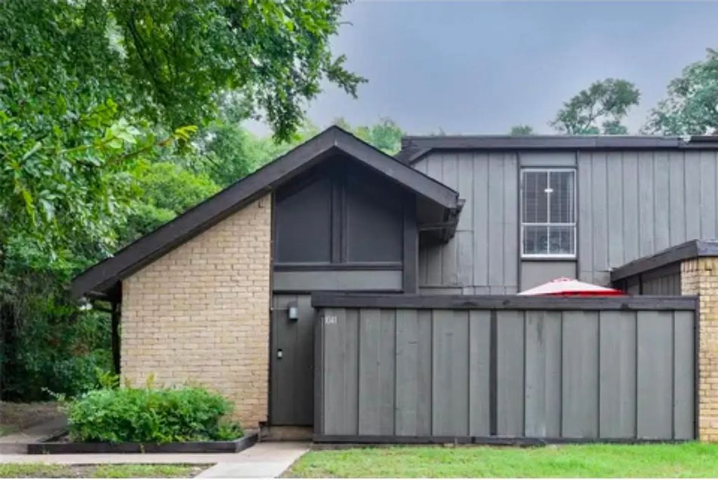 4621 Country Creek Drive 1041, Dallas