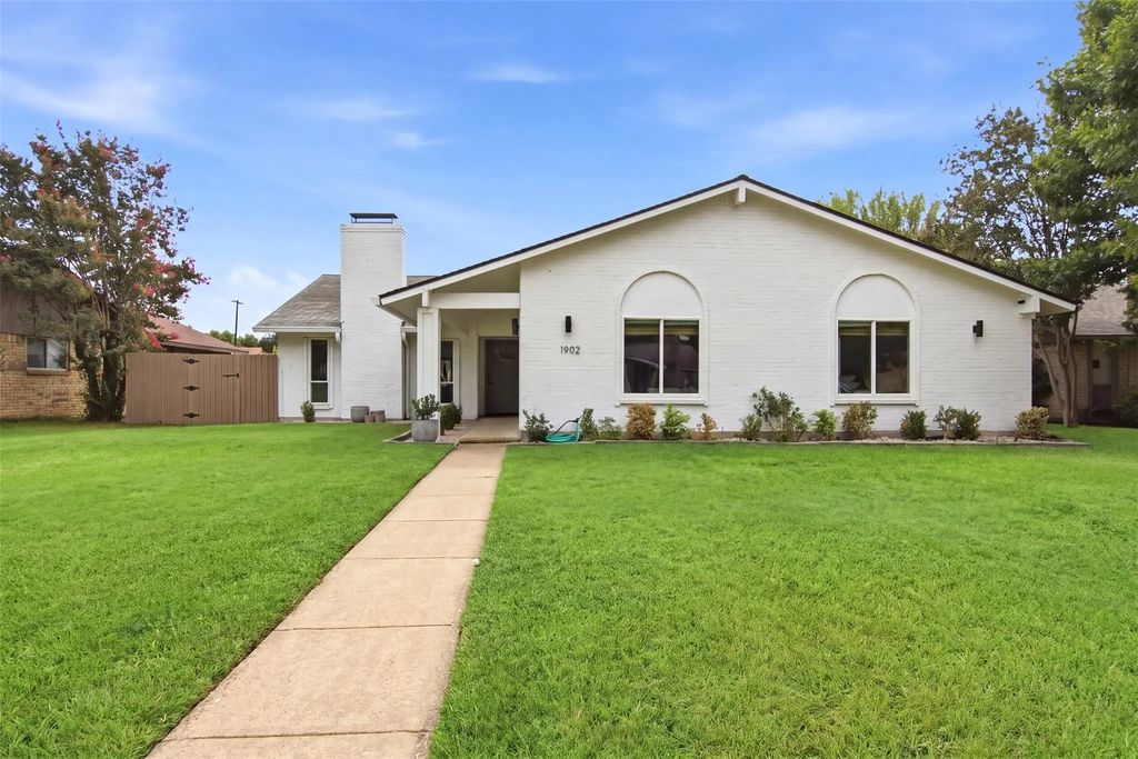 1902 Baylor Drive, Richardson