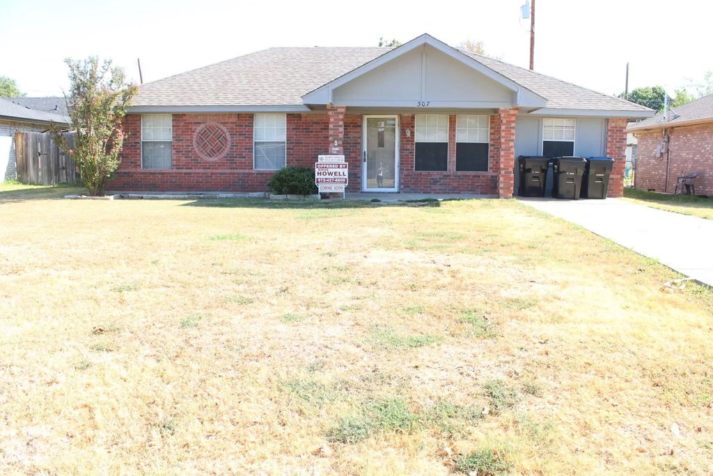 307 Briar Creek Drive, Crandall