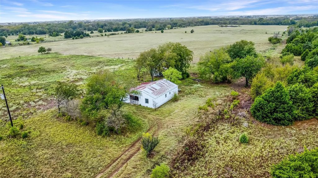 427 County Road 2719, Mabank